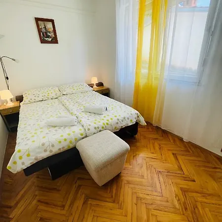 Apartment Paco & Bony *