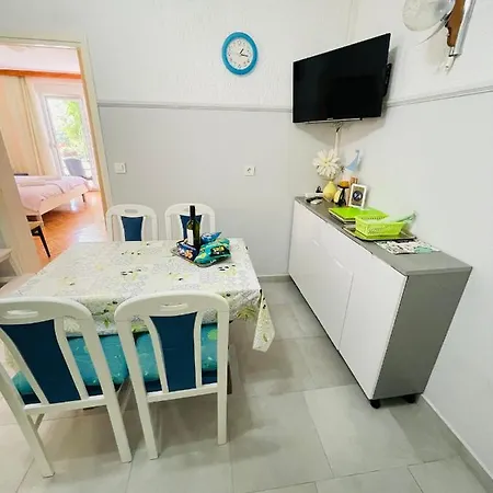 Apartment Paco & Bony Lovran